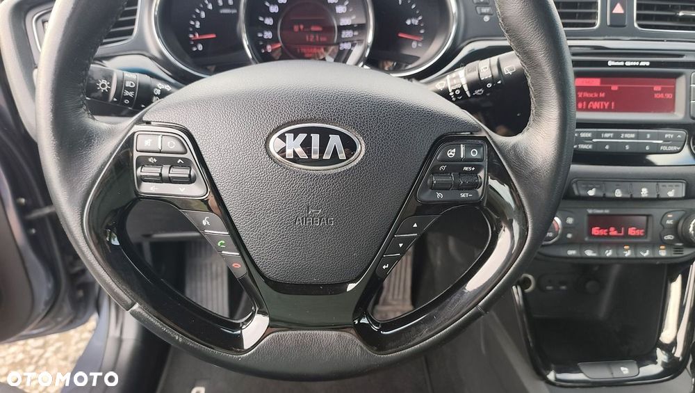 Kia Ceed - 18