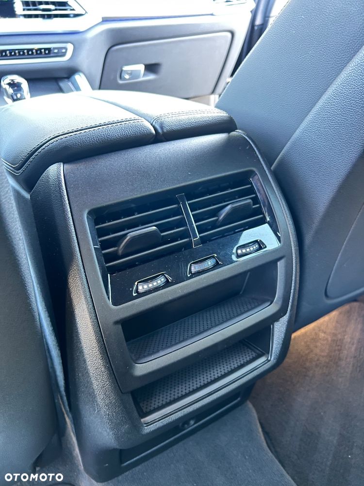 BMW X6 - 33