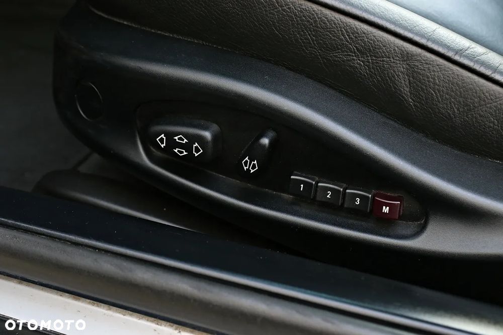BMW Seria 3 - 33