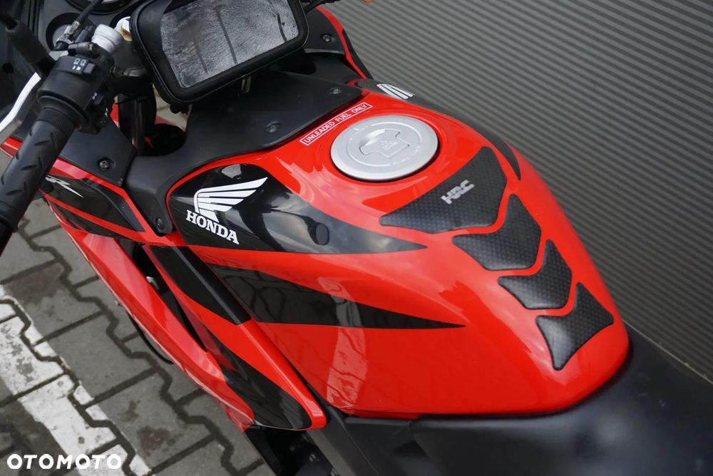 Honda CBR - 13
