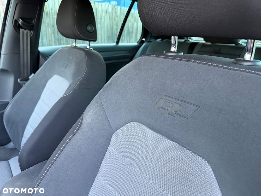 Volkswagen Golf - 20