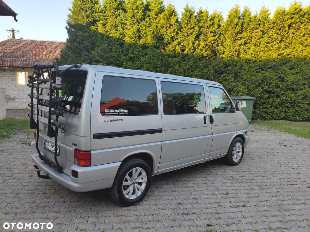 Volkswagen Multivan - 5