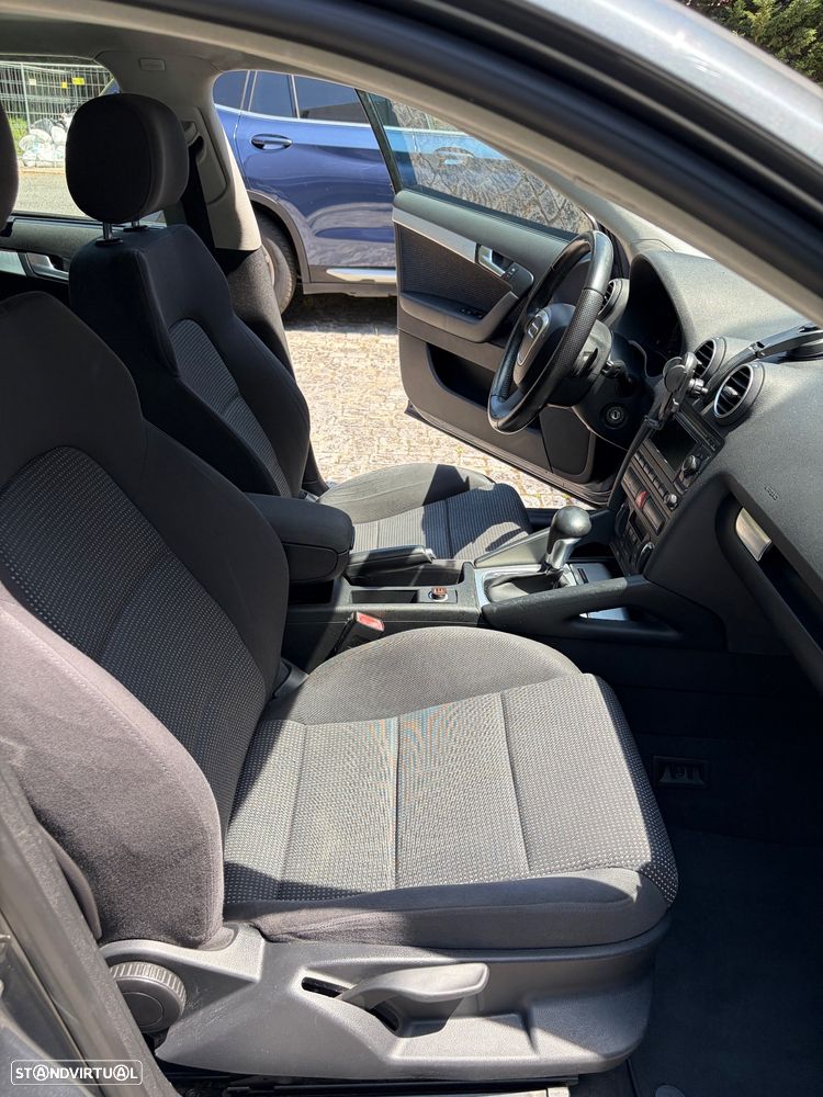 Audi A3 Sportback 2.0 TDi S-line S tronic - 12