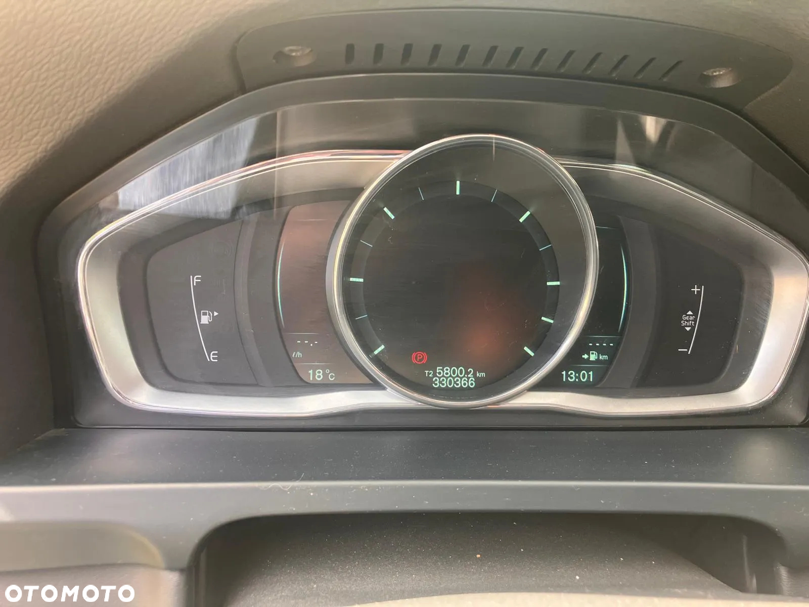 Volvo V60 D4 Drive-E R-Design Momentum - 13