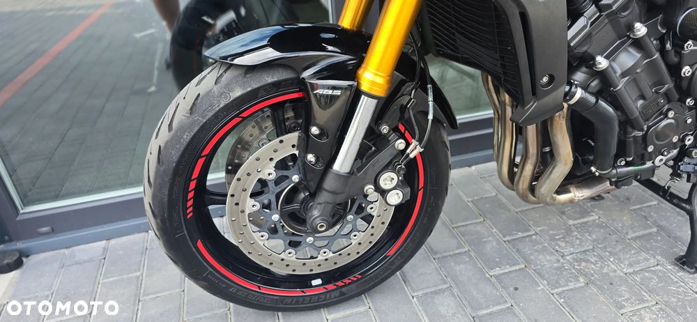 Yamaha FZ - 25