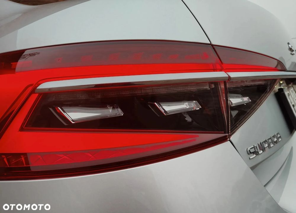 Skoda Superb 1.4 TSI Plug-In Hybrid Style DSG - 7