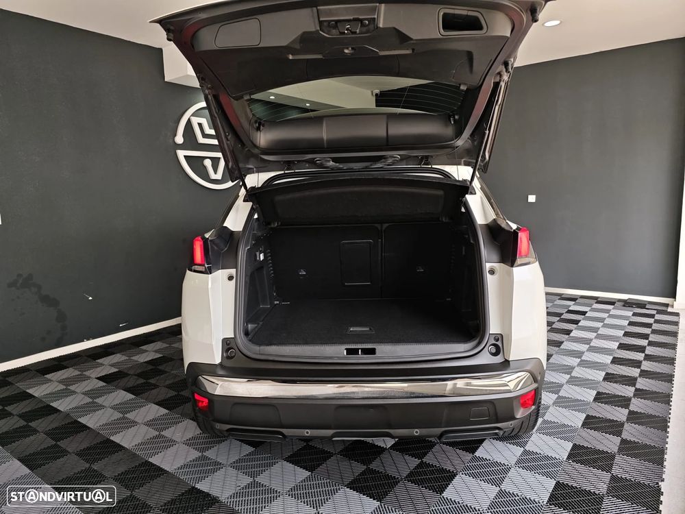 Peugeot 3008 PureTech 130 Stop & Start Allure - 52