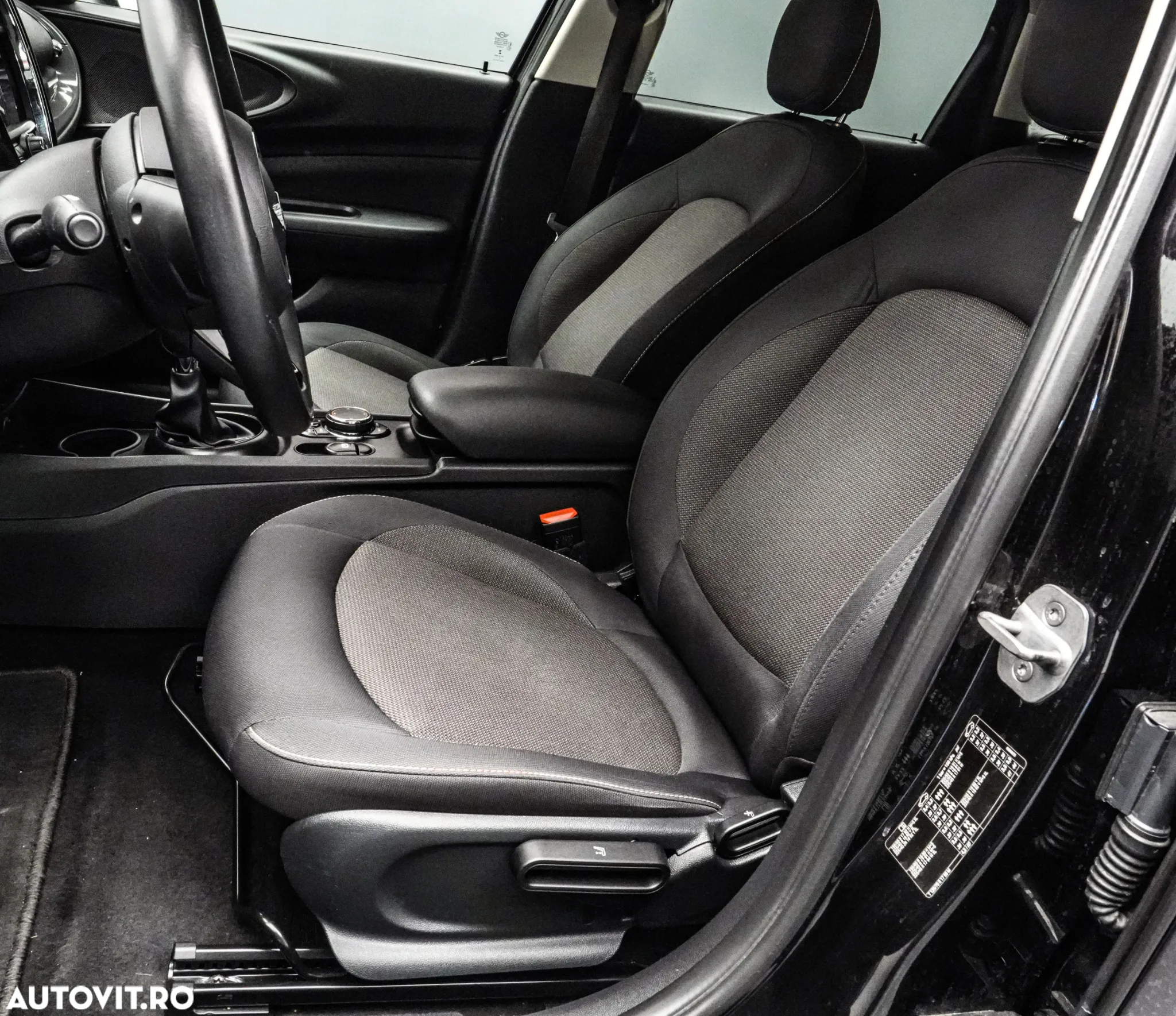 Mini Clubman - 14