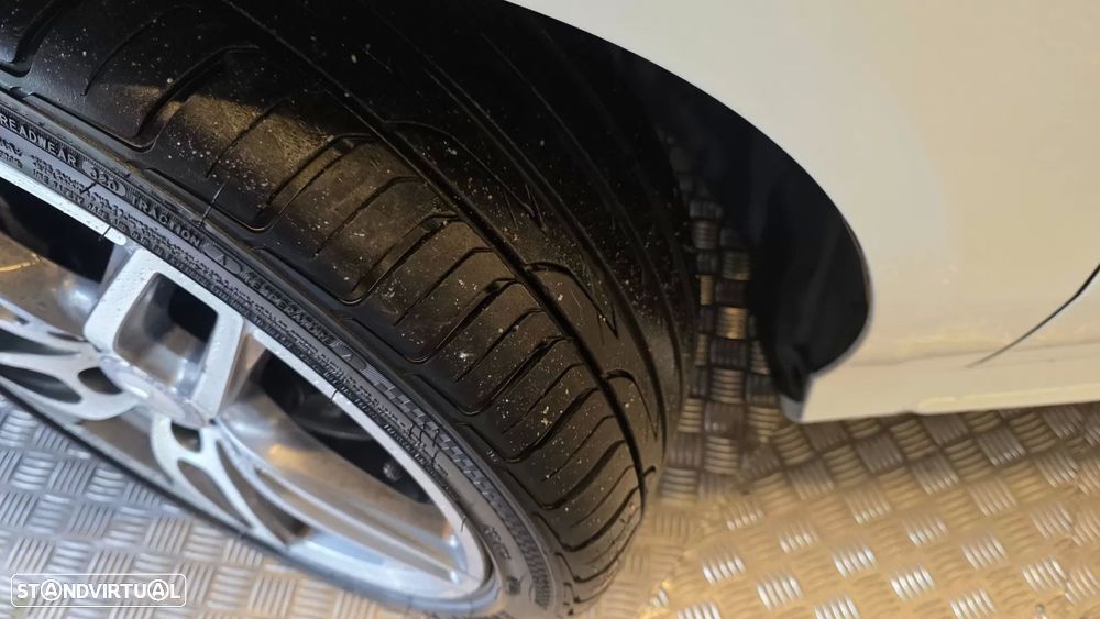 Mercedes-Benz A 200 d AMG Line - 30