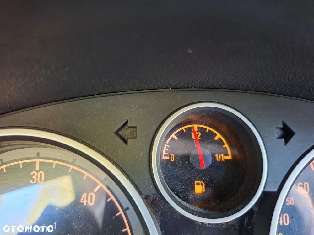 Opel Zafira 1.9 CDTI Cosmo - 18