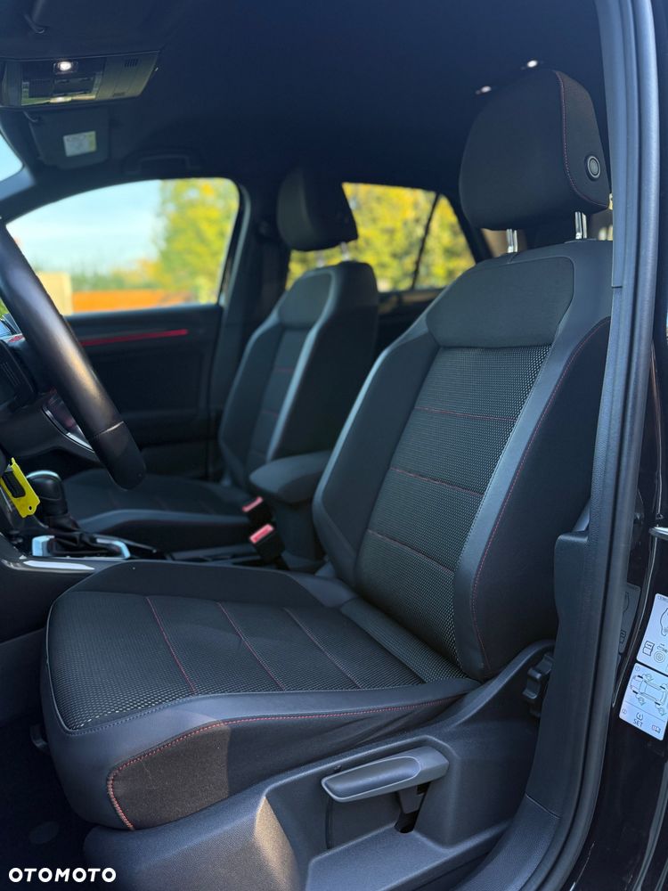 Volkswagen T-Roc 1.5 TSI ACT Premium DSG - 28