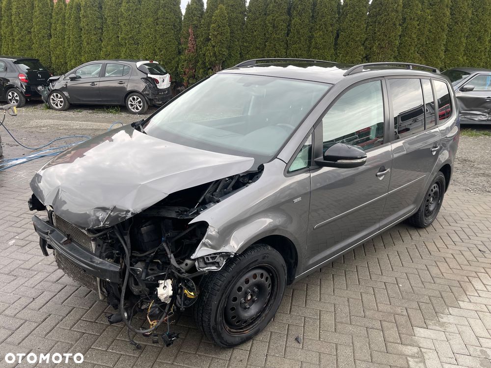Volkswagen Touran 2.0 TDI DPF DSG MATCH - 8