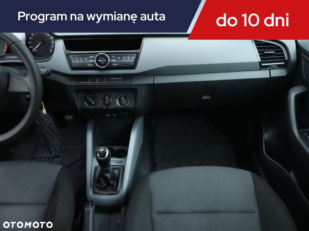 Skoda Fabia - 10