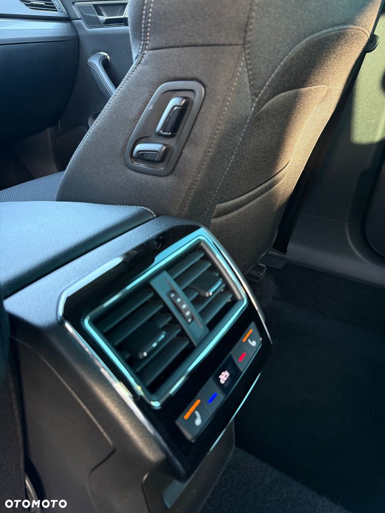 Skoda Superb 2.0 TSI Style DSG - 29