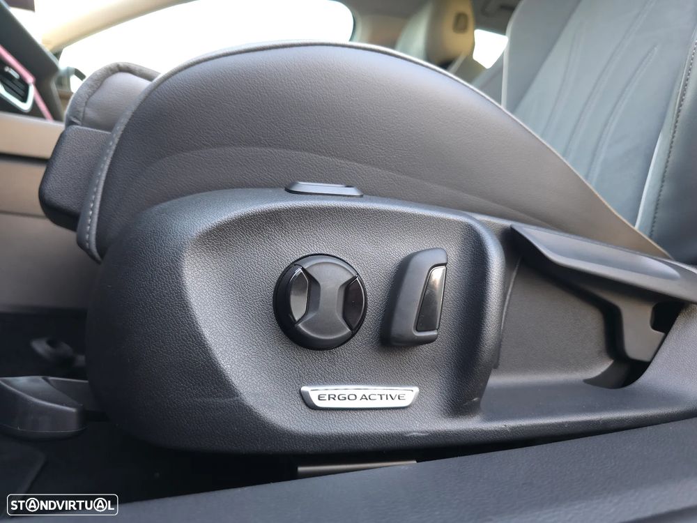 VW Passat Variant 1.5 TSI eHybrid Elegance DSG - 26