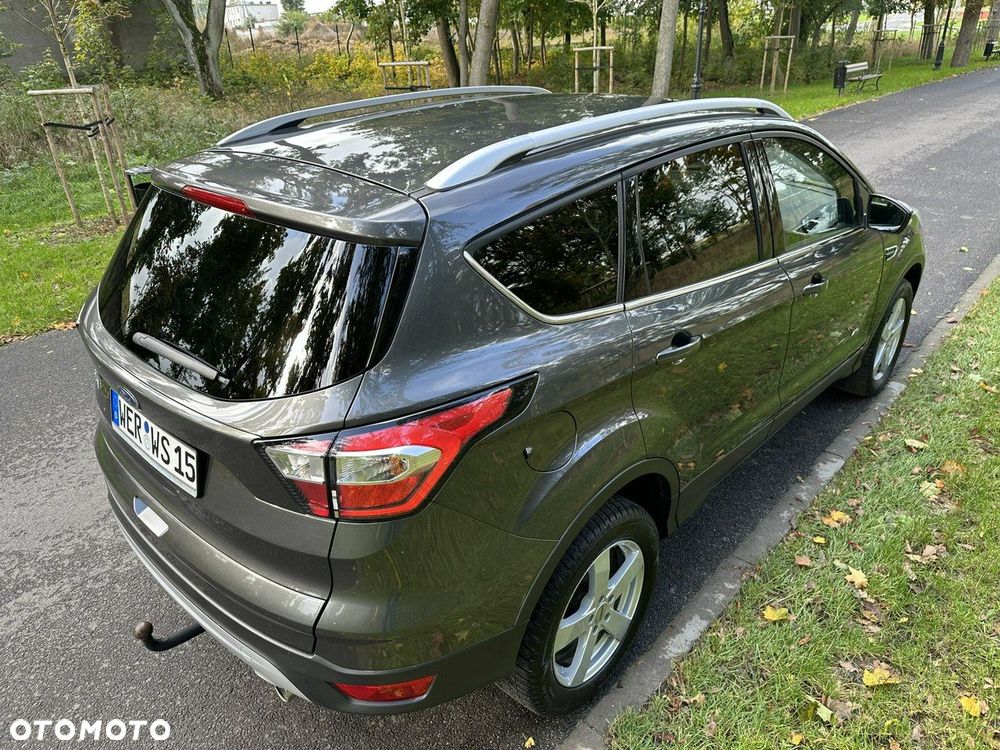 Ford Kuga - 10