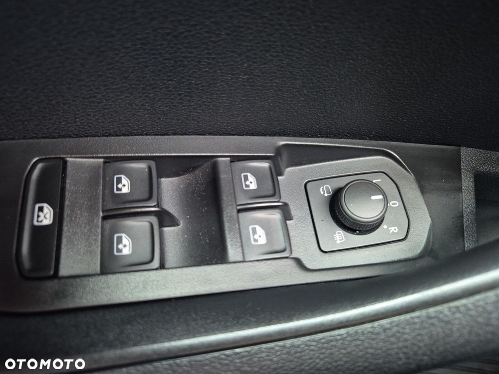 Skoda Karoq 1.5 TSI ACT Sportline DSG - 40