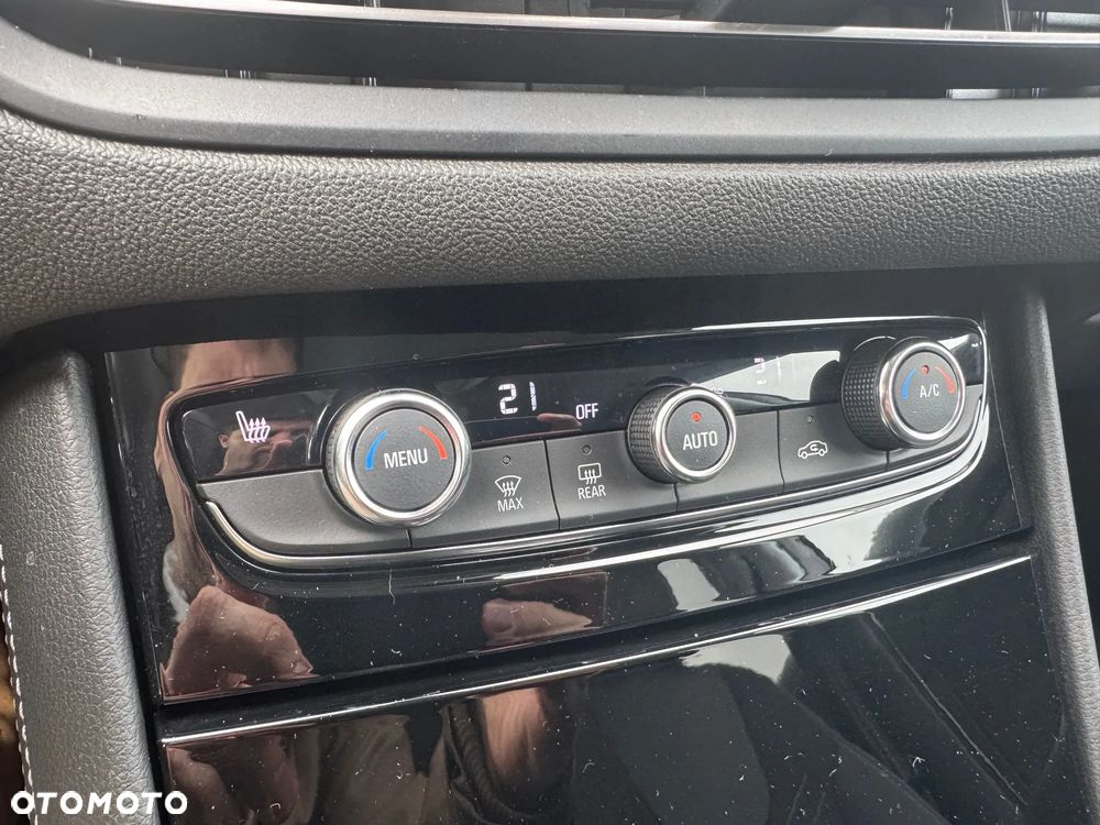 Opel Grandland X - 11