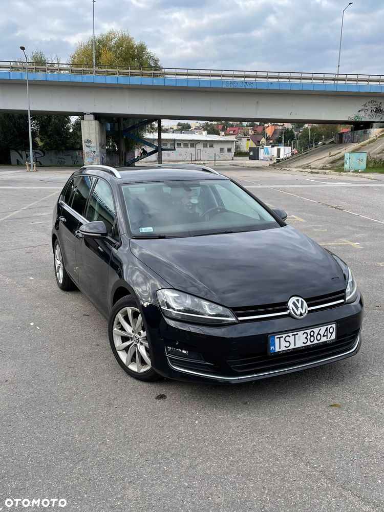 Volkswagen Golf - 1