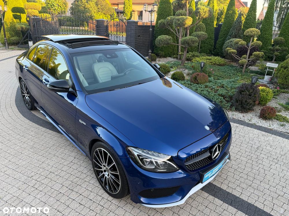 Mercedes-Benz Klasa C AMG 43 4Matic 9G-TRONIC - 32