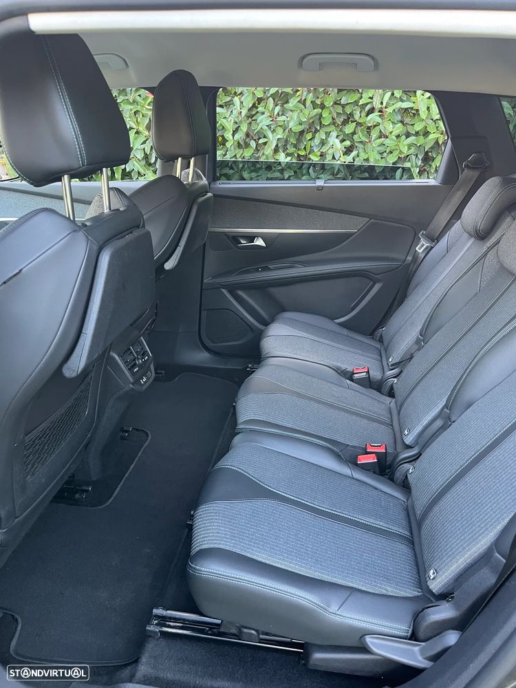Peugeot 5008 1.5 BlueHDi Allure Pack EAT8 - 19