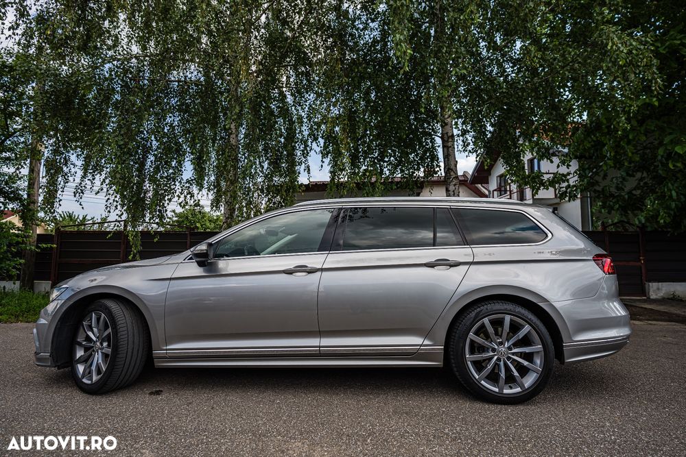 Volkswagen Passat 2.0 TDI DSG (BlueMotion Technology) Highline - 32
