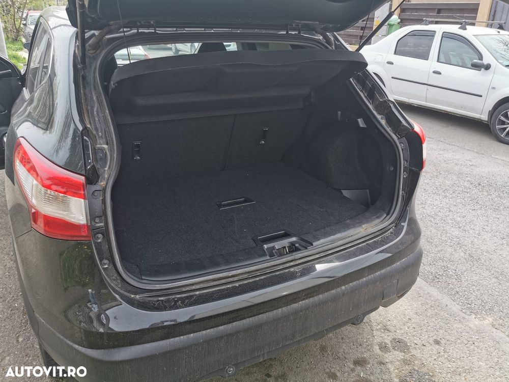 Nissan Qashqai 1.6 DCI Start/Stop 4X4-i Acenta - 13