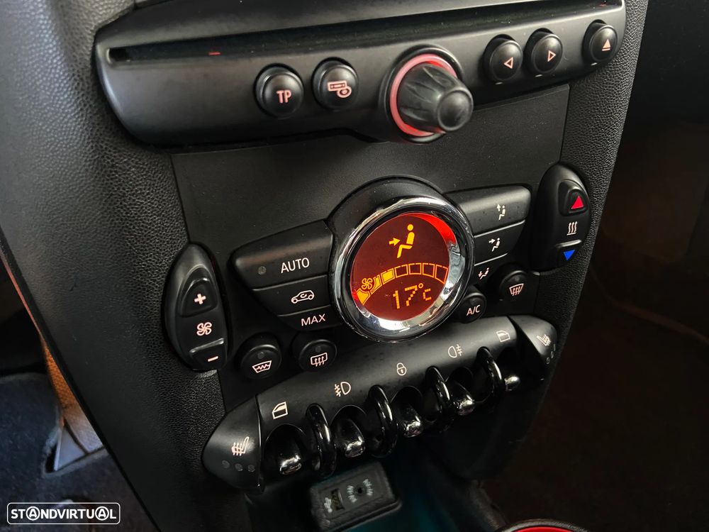 MINI Clubman One D - 16