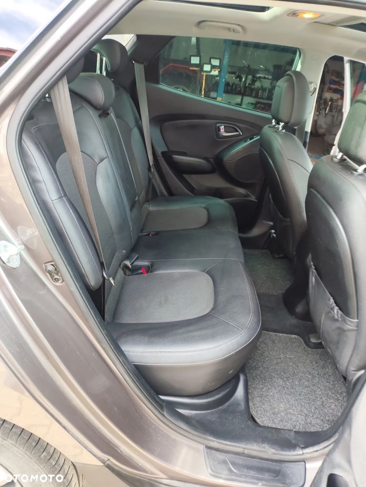 Hyundai ix35 2.0 CRDi 4WD Automatik Premium - 15