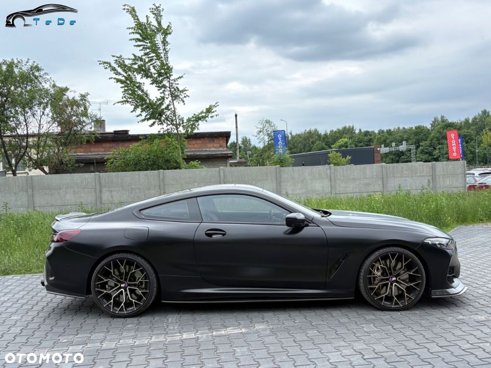 BMW Seria 8 - 11