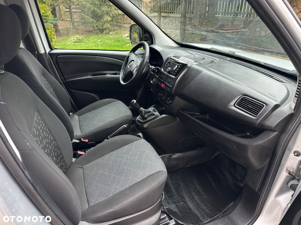 Opel Combo - 14