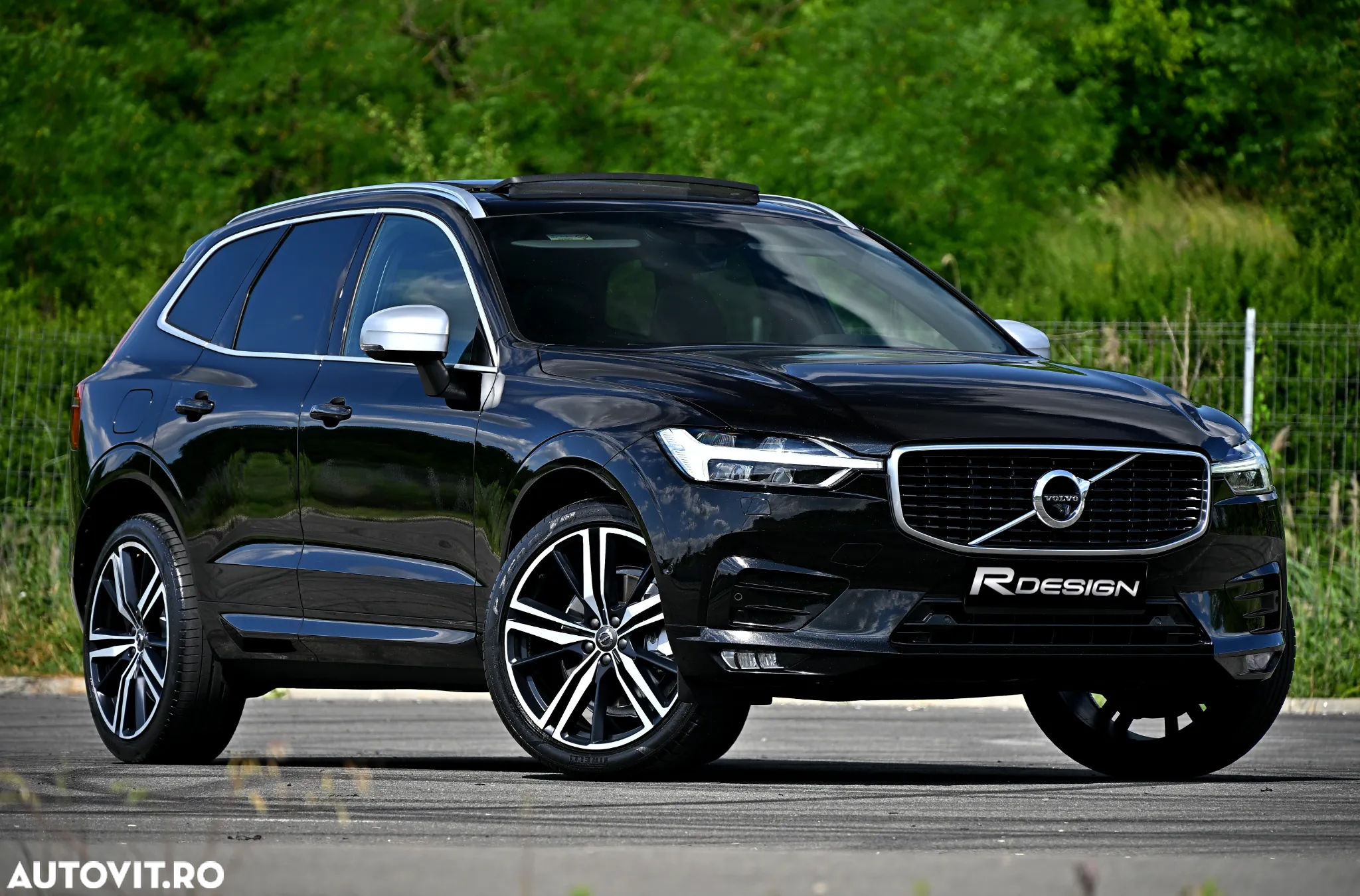 Volvo XC 60 D5 AWD Geartronic RDesign - 3