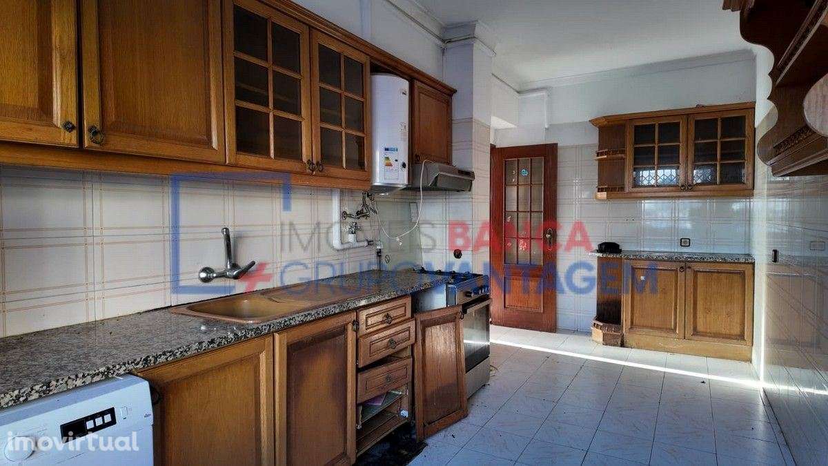 T2 com 91m2 para venda na Amora;seixal - Grande imagem: 2/21