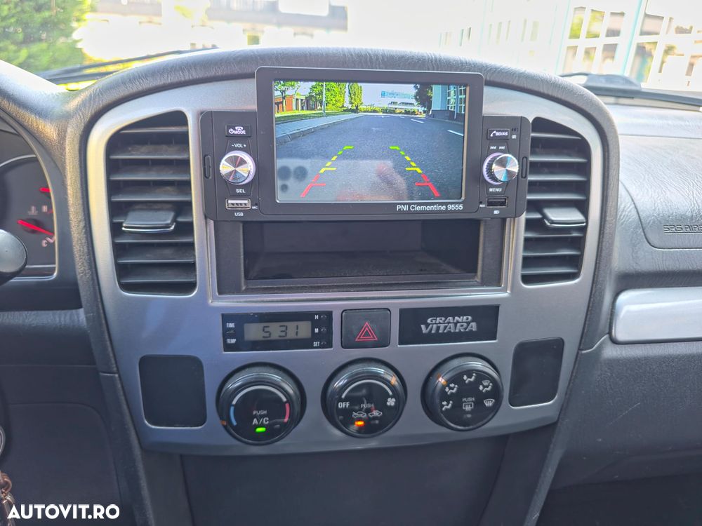 Suzuki Grand Vitara 2.0 TD A/C - 9