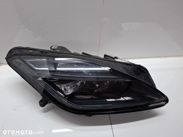 LAMPA PRAWA PRZEDNIA PRZÓD JAGUAR E PACE E-PACE LIFT X540 m9c3-13w029-ec IDEALNA