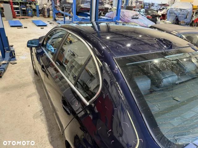 BMW Seria 5 523i - 5