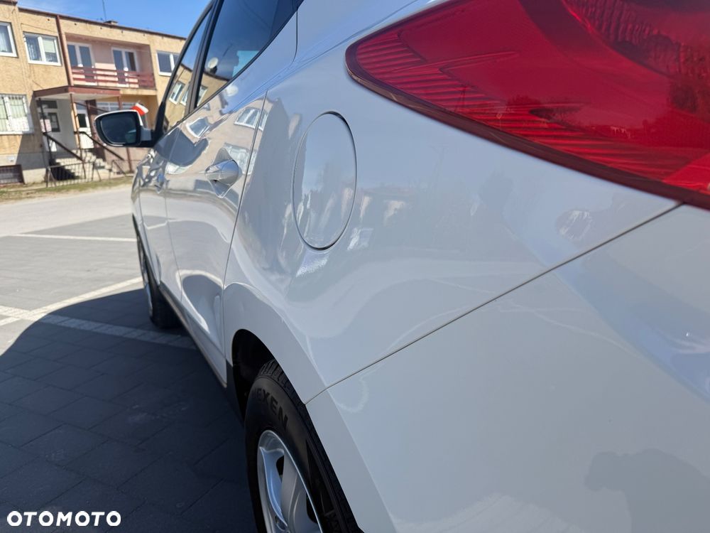 Hyundai ix35 1.6 2WD UEFA EURO 2012 Edition - 23