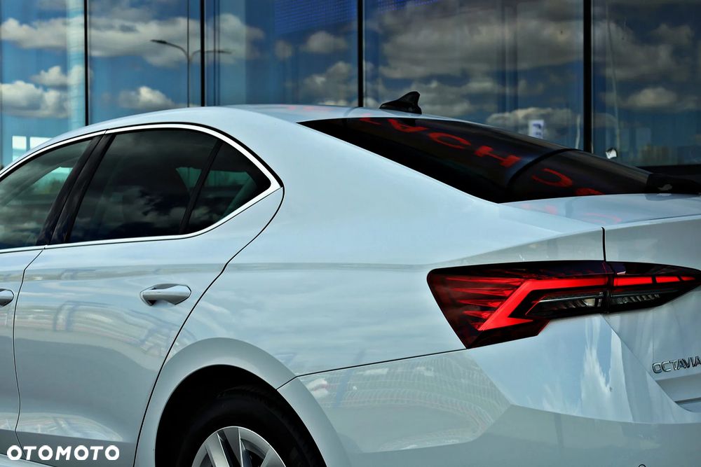 Skoda Octavia 2.0 TDI Selection - 9