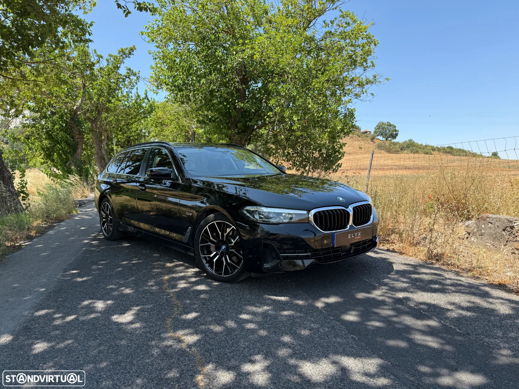 BMW 530 e Pack Desportivo M - 8