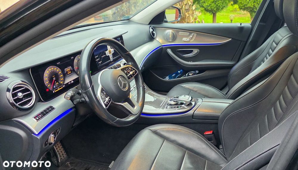 Mercedes-Benz Klasa E 220 d 4-Matic AMG - 10