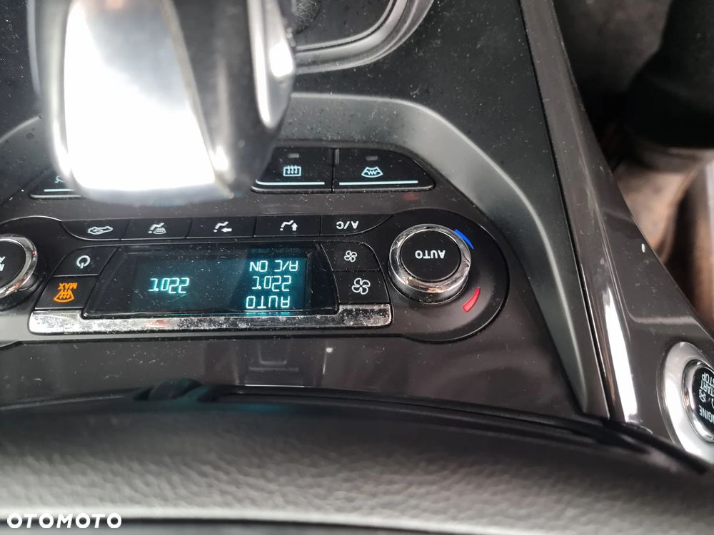 Ford Kuga 2.0 TDCi 4x4 Black & Silver - 24