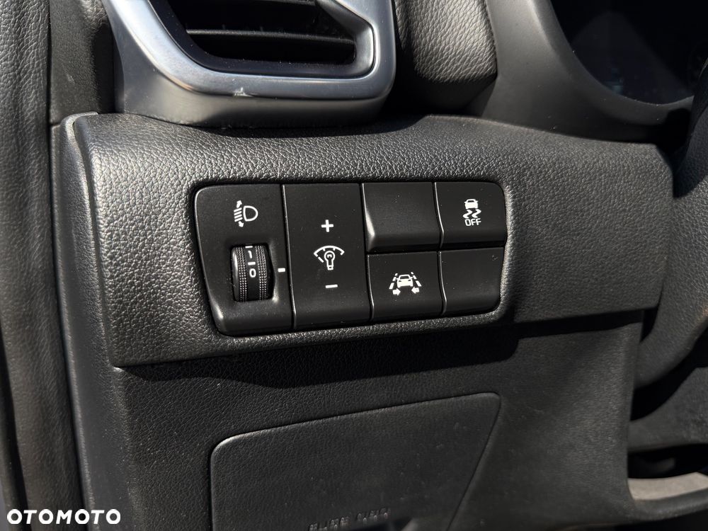 Kia Sportage 2.0 CRDI M - 25