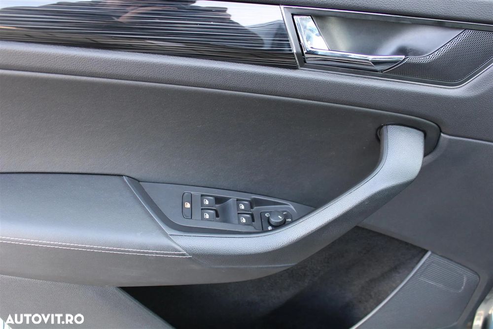 Skoda Kodiaq 2.0 TSI 4X4 DSG Style - 9