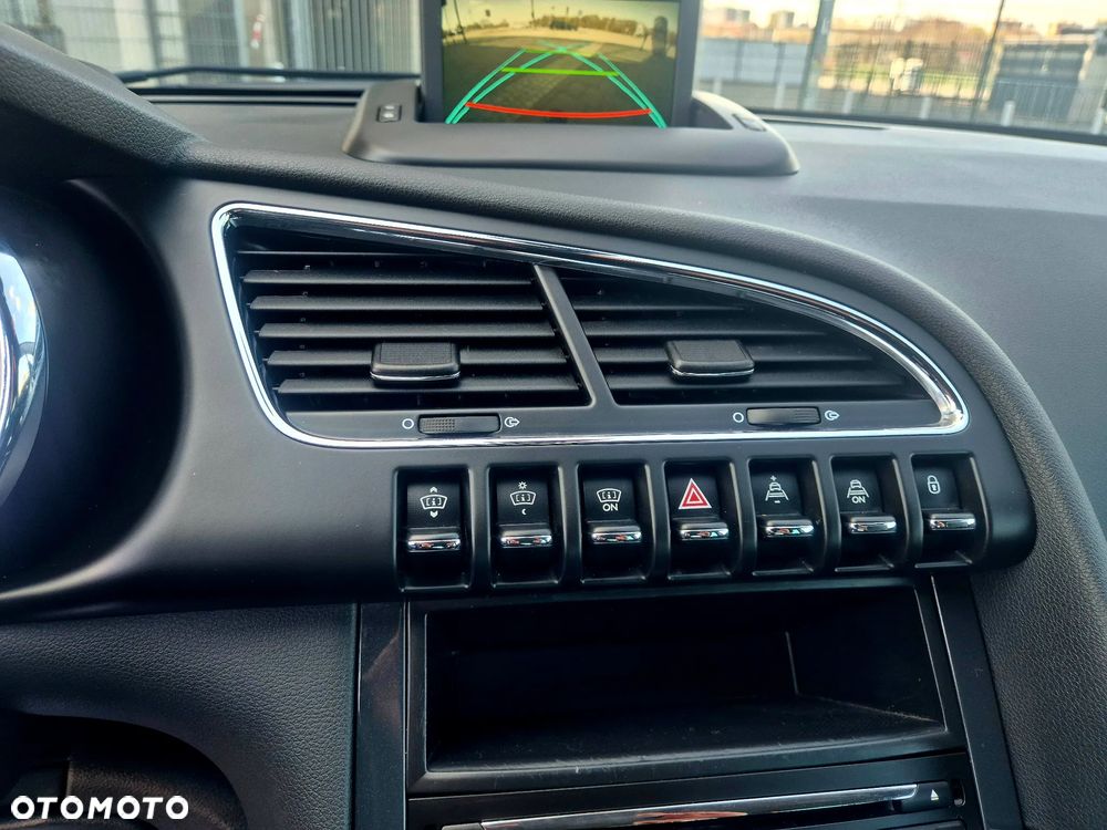 Peugeot 3008 - 12
