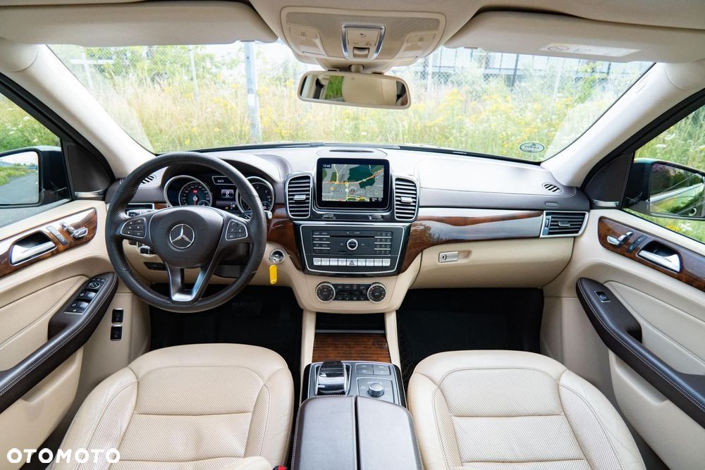 Mercedes-Benz GLE 350 d 4-Matic - 11