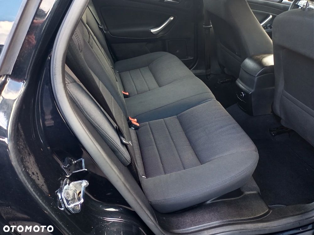 Ford Mondeo - 15