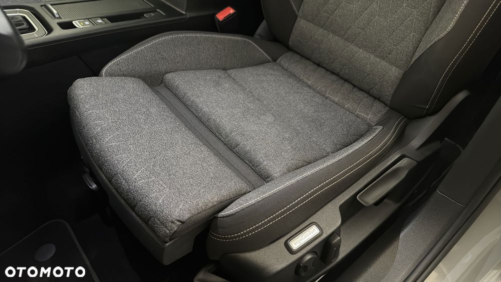 Volkswagen Passat - 18