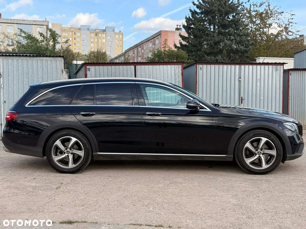 Mercedes-Benz Klasa E 220 d 4-Matic All-Terrain - 1