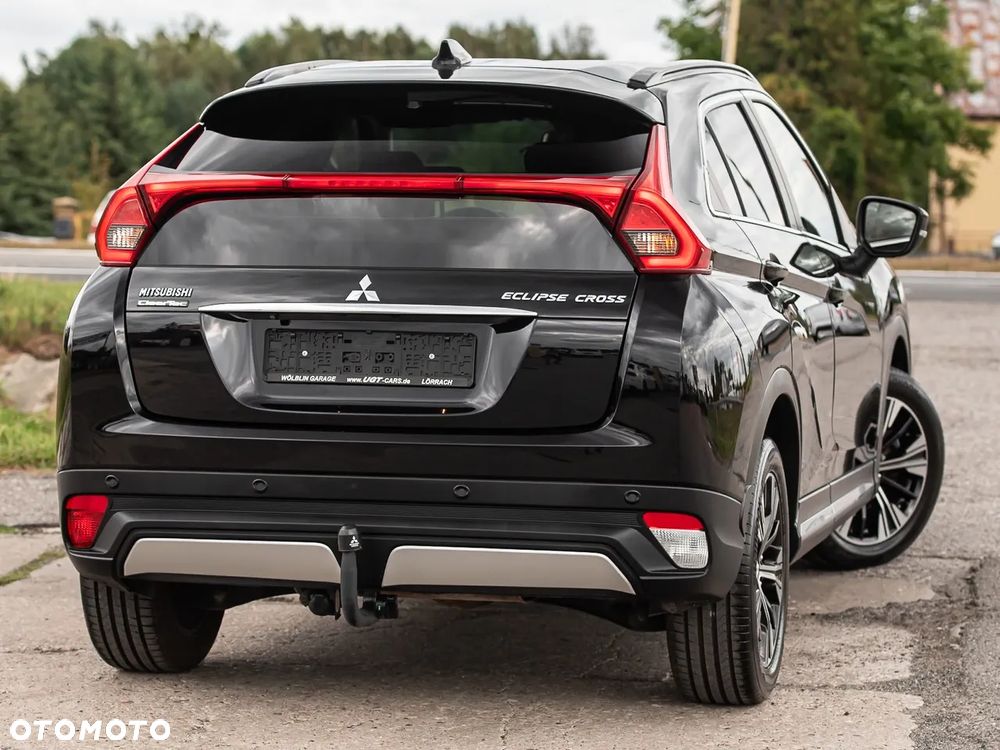 Mitsubishi Eclipse Cross - 12