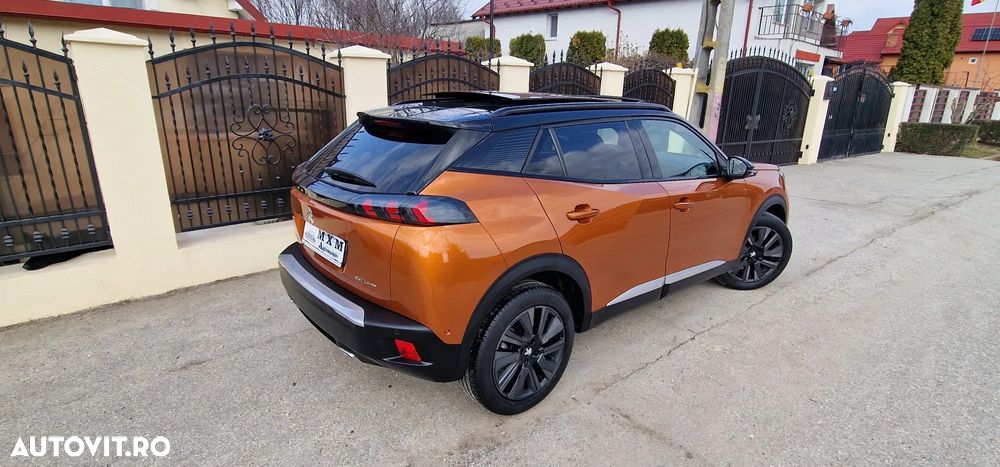 Peugeot 2008 1.2 L PureTech STT EAT8 GT Line - 18